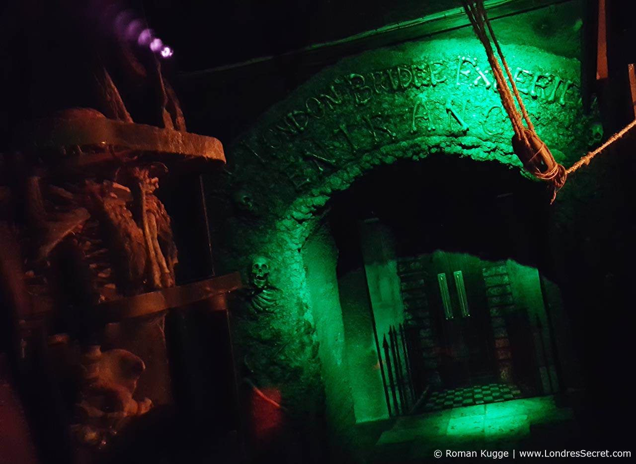 London Bridge Experience & Tombs attraction maison hantée Londres