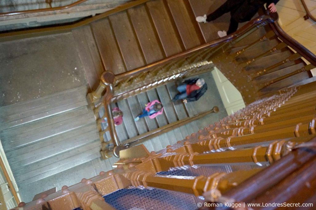 Tower Bridge escalier